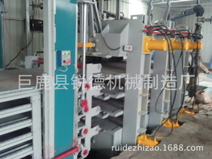 木工機(jī)械、壓板機(jī)、生態(tài)板熱壓機(jī)、模板條壓板機(jī)